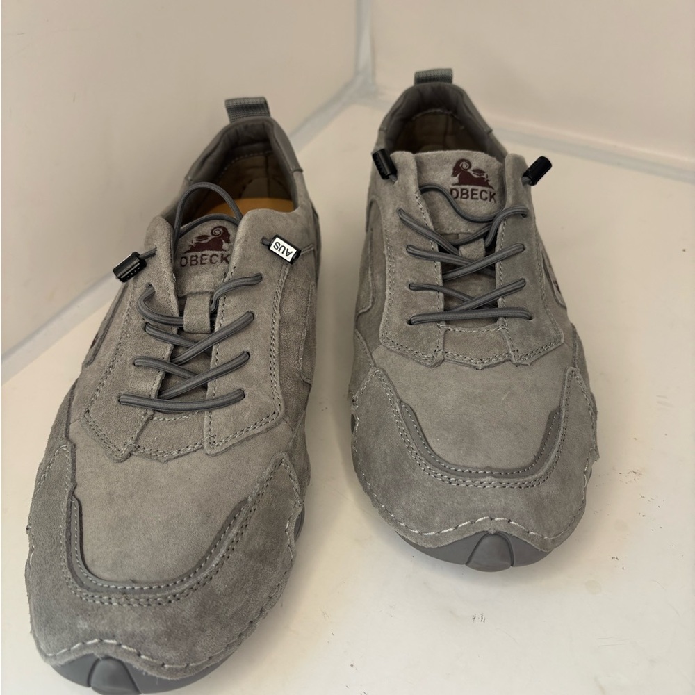 DBECK women’s  Suede Gray walking/hiking Sneakers